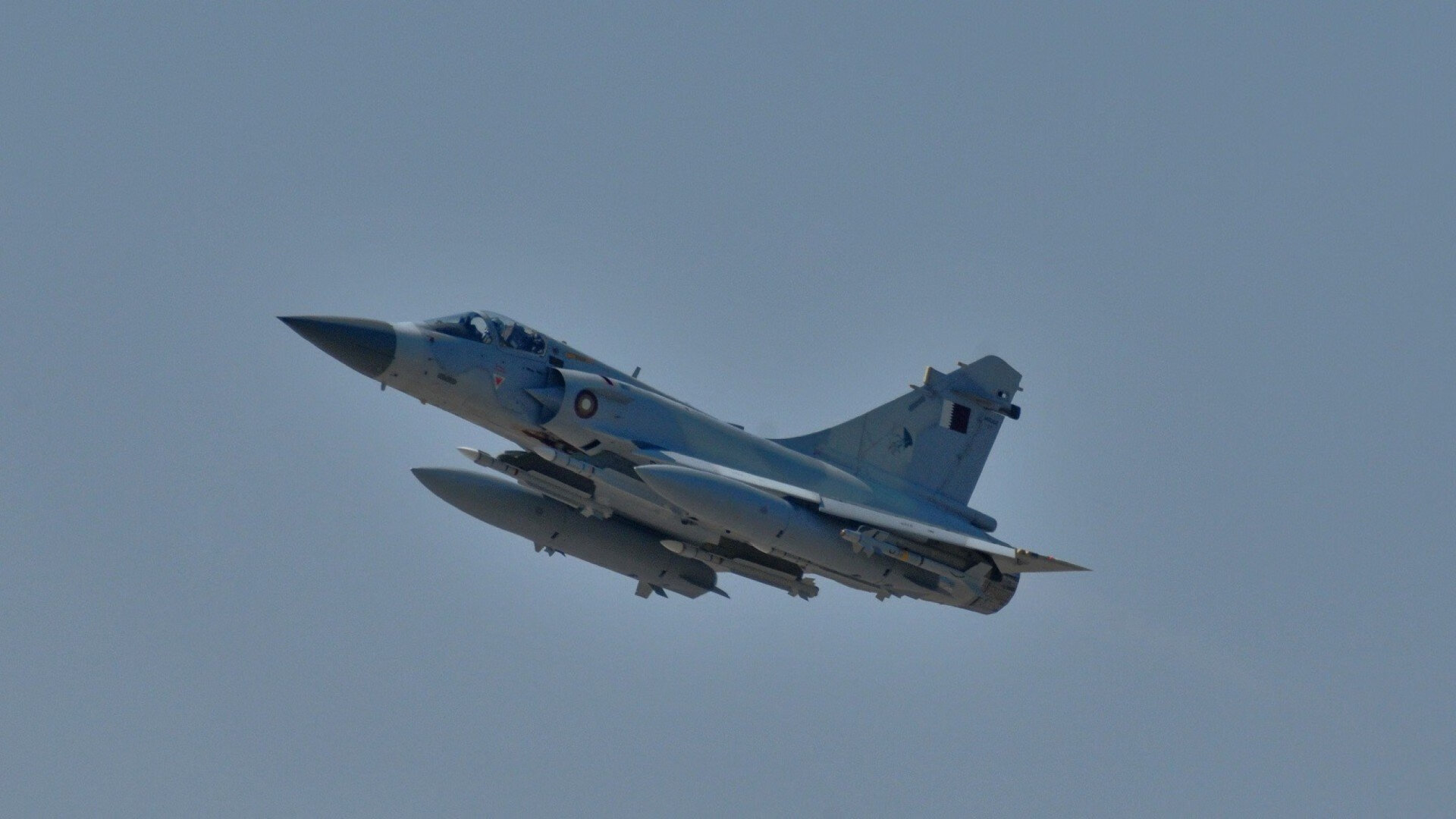 老鹰主场大胜骑士,展现强劲实力,老鹰主场险胜奇才