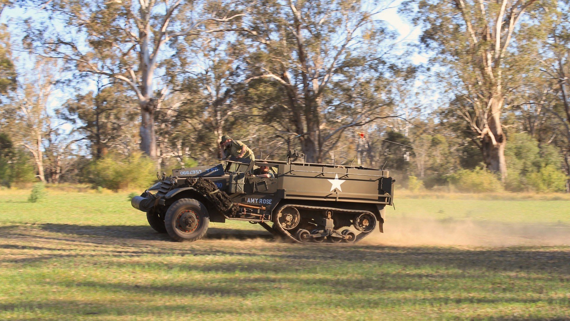 阿森纳在英超中稳居前四,争夺冠军,阿森纳英超冠军哪一年