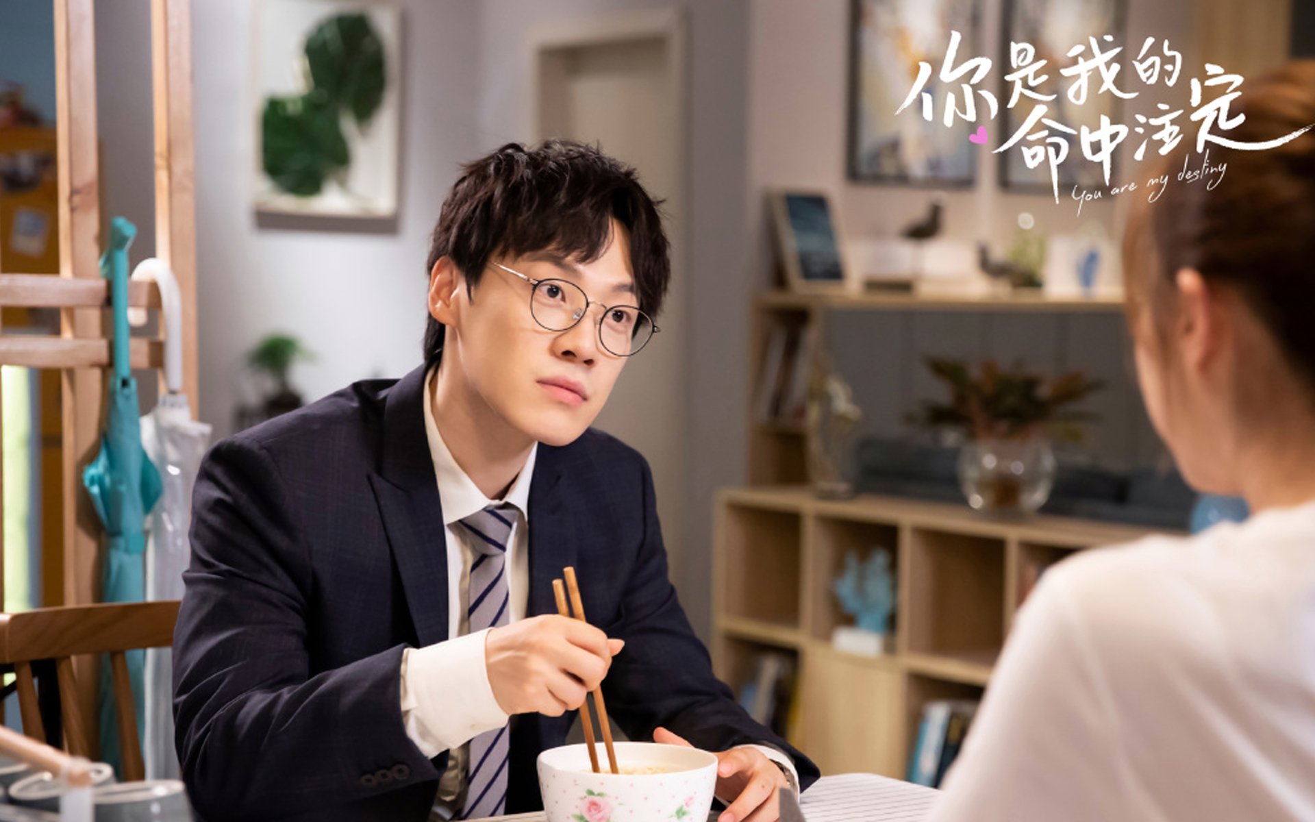 AYX体育-弗赖堡防守端提升硬度减少关键失误，弗赖堡队主客场球衣